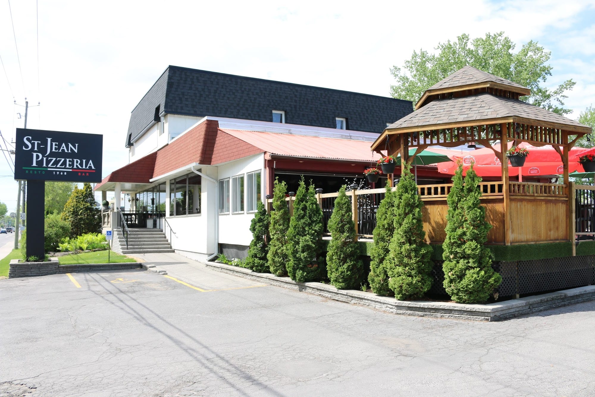 St-Jean Pizzeria