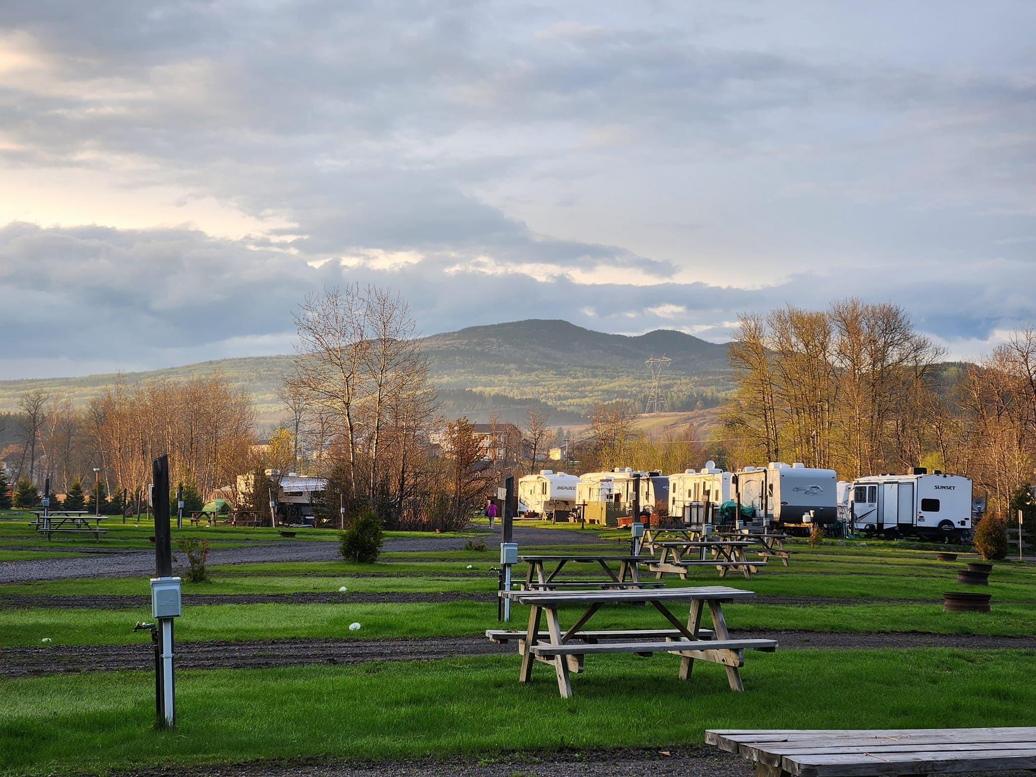 Camping au bord de la rivière