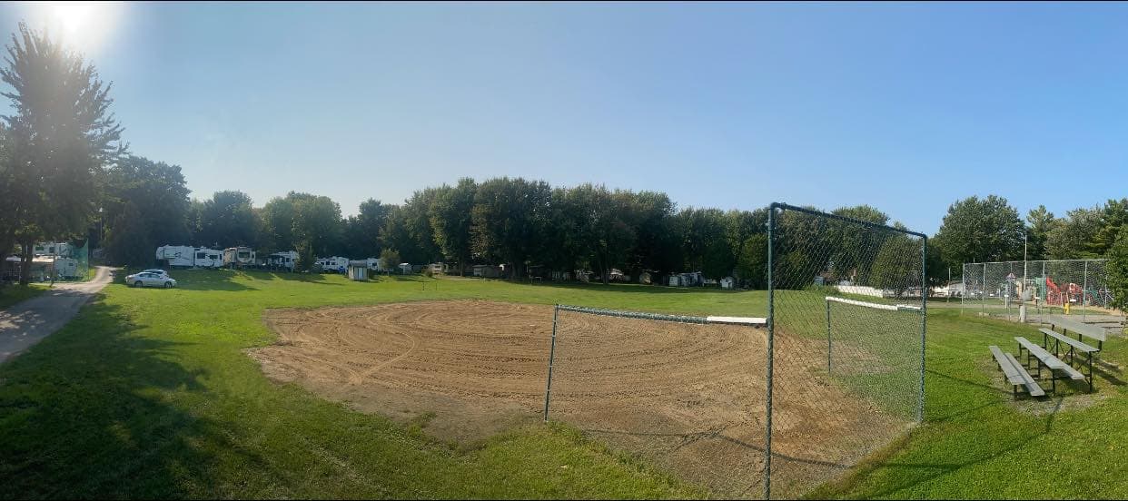 Camping Au Plateau 5 Étoiles