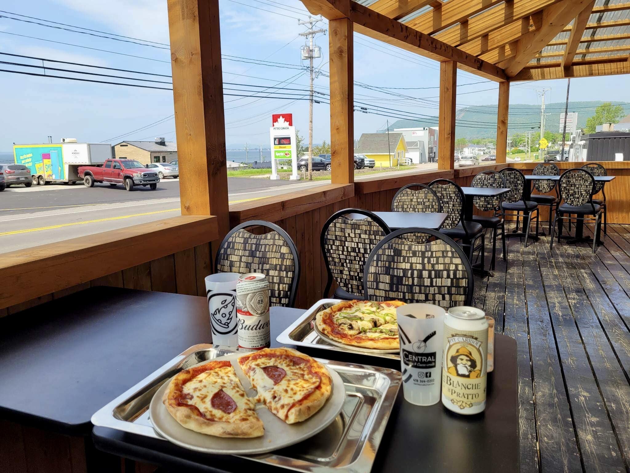 Central Pizzeria & Casse-croûte