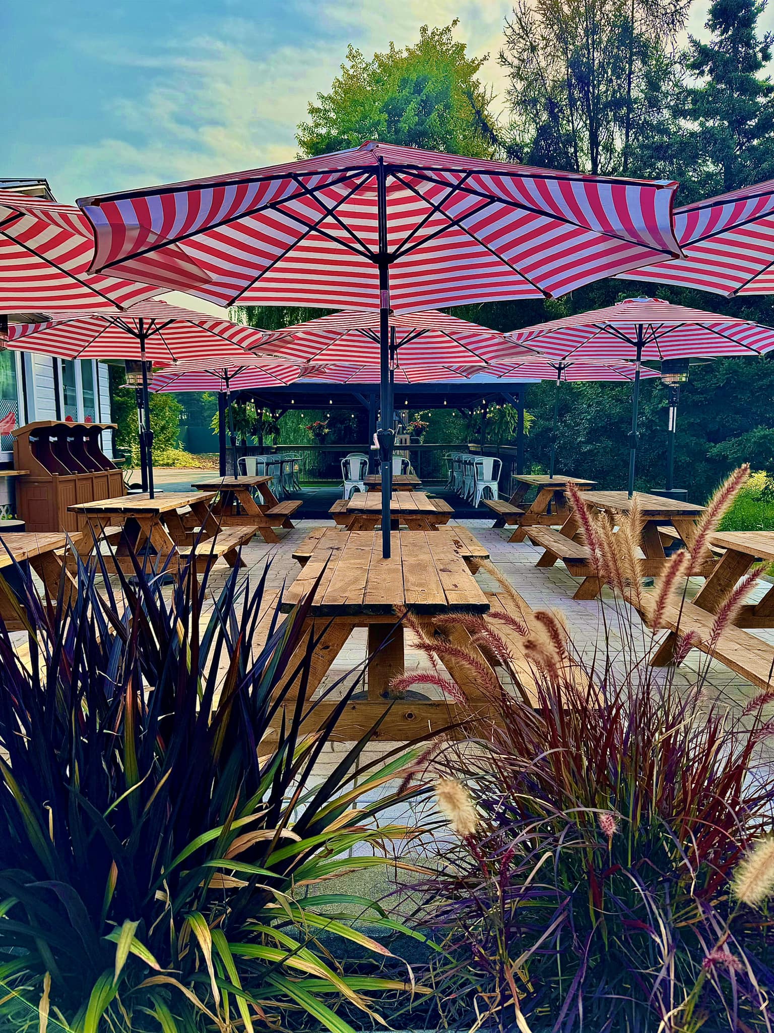 Chez Hugo Burger Shop