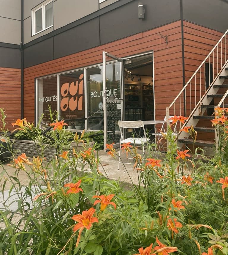 Oui Oui - Café et buvette de quartier