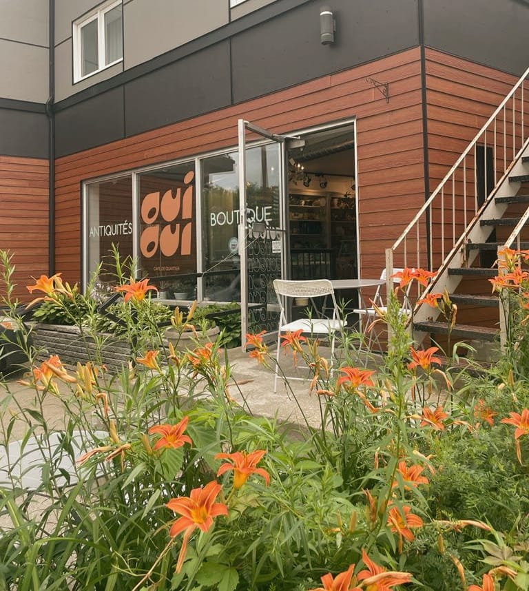 Oui Oui - Café et buvette de quartier