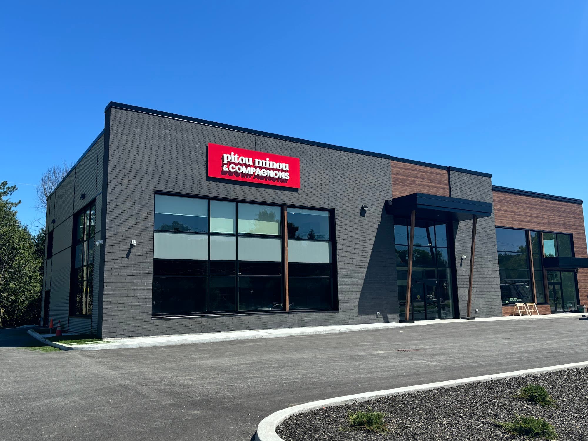 Pitou Minou Compagnons Cantley