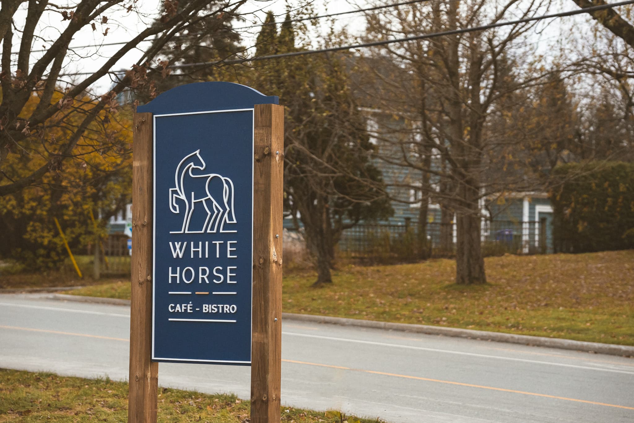 White Horse Café Bistro